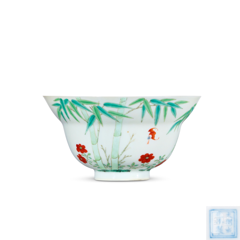 清雍正 粉彩竹纹花蝶茶碗
